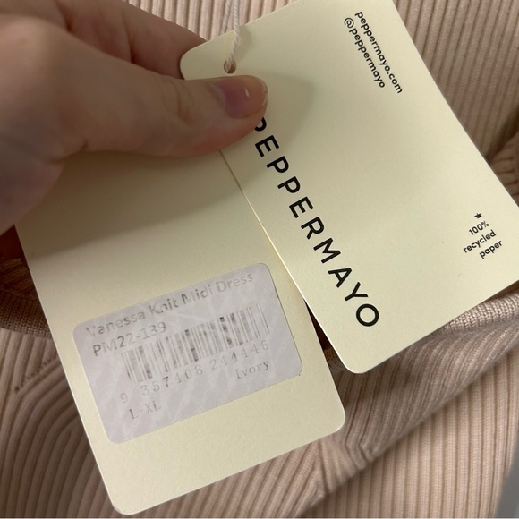 NWT Peppermayo Vanessa Knit Midi Dress in Ivory - Picture 6 of 7